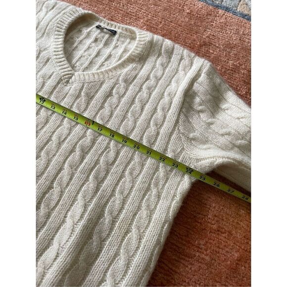 BRANDY ♥️MELVILLE Wool Unisex Sweater - Picture 5 of 7